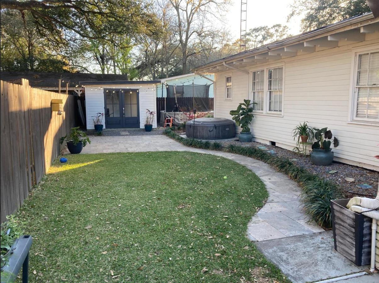 The Lafayette 'Tiny Home' Apartment Exterior photo